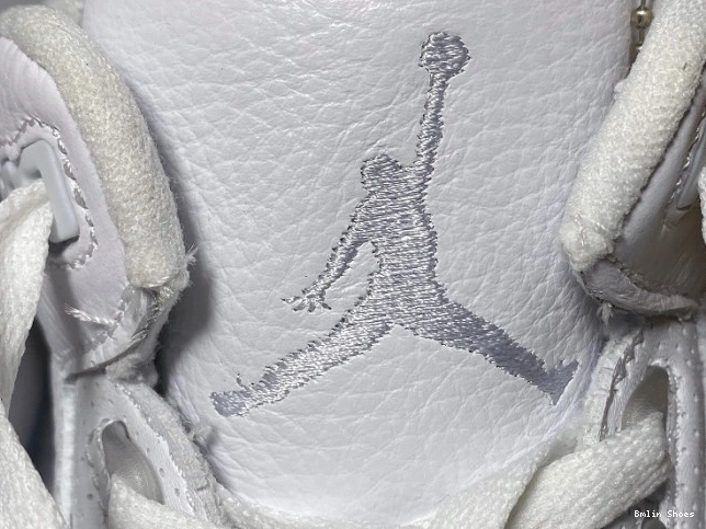 Bmlin Jordan Retro Air Triple 136064-111 White 3 0817